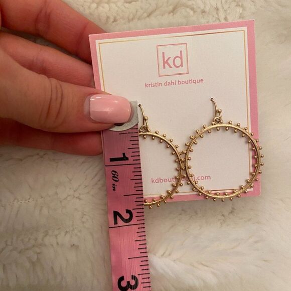 NWT Gold Hoops Earrings - Picture 6 of 7